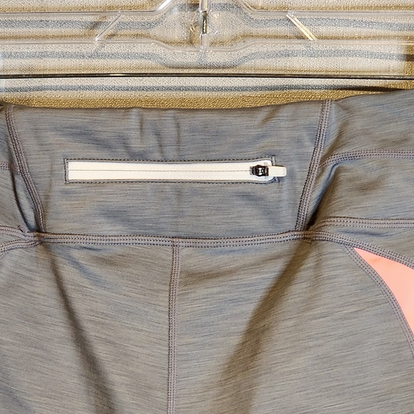 athleta leggings size medium cropped - Picture 4 of 5